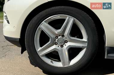 Внедорожник / Кроссовер Mercedes-Benz M-Class 2013 в 