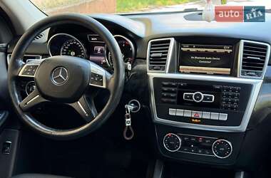 Внедорожник / Кроссовер Mercedes-Benz M-Class 2013 в 
