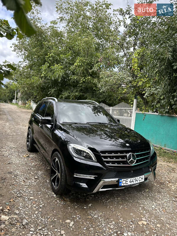 Внедорожник / Кроссовер Mercedes-Benz M-Class 2014 в Черновцах