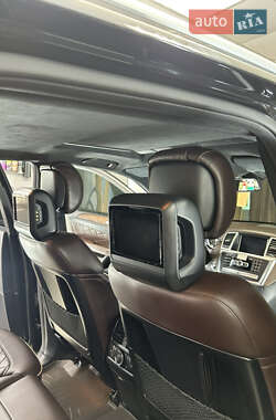 Позашляховик / Кросовер Mercedes-Benz M-Class 2014 в 