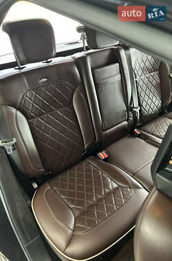 Позашляховик / Кросовер Mercedes-Benz M-Class 2014 в 
