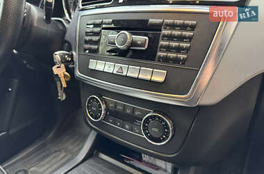Внедорожник / Кроссовер Mercedes-Benz M-Class 2013 в 