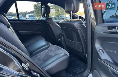 Внедорожник / Кроссовер Mercedes-Benz M-Class 2010 в 