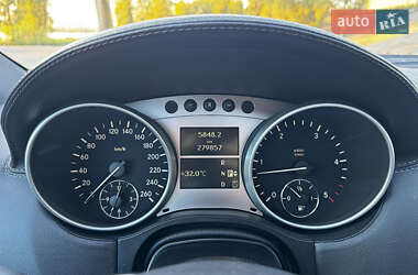 Внедорожник / Кроссовер Mercedes-Benz M-Class 2010 в 
