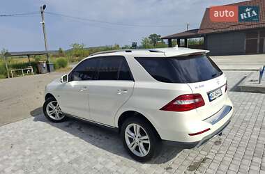 Внедорожник / Кроссовер Mercedes-Benz M-Class 2011 в 