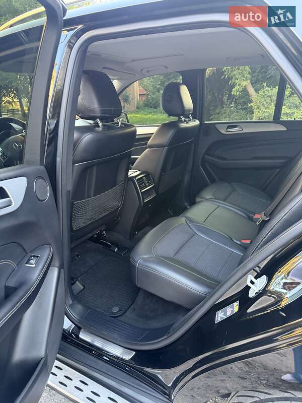 Внедорожник / Кроссовер Mercedes-Benz M-Class 2014 в Казатине