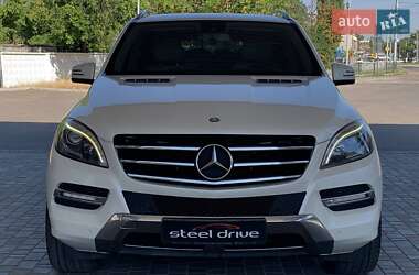 Внедорожник / Кроссовер Mercedes-Benz M-Class 2012 в 