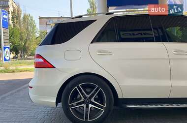Внедорожник / Кроссовер Mercedes-Benz M-Class 2012 в 