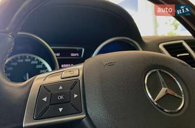 Внедорожник / Кроссовер Mercedes-Benz M-Class 2012 в 