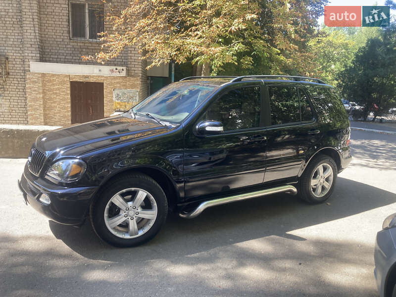 Позашляховик / Кросовер Mercedes-Benz M-Class 2003 в Миколаєві