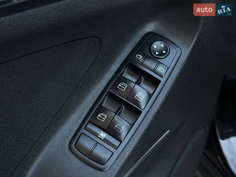 Внедорожник / Кроссовер Mercedes-Benz M-Class 2008 в Одессе фото 17 Внедорожник / Кроссовер Mercedes-Benz M-Class 2008 в Одессе