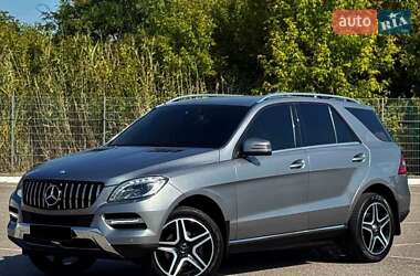 Позашляховик / Кросовер Mercedes-Benz M-Class 2014 в Дніпрі