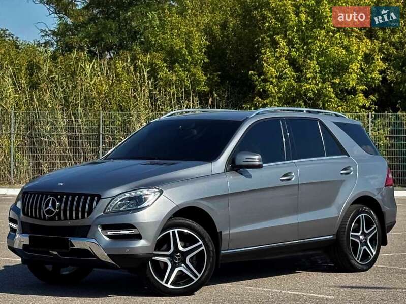 Внедорожник / Кроссовер Mercedes-Benz M-Class 2014 в 