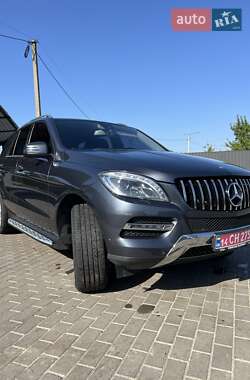 Внедорожник / Кроссовер Mercedes-Benz M-Class 2015 в 