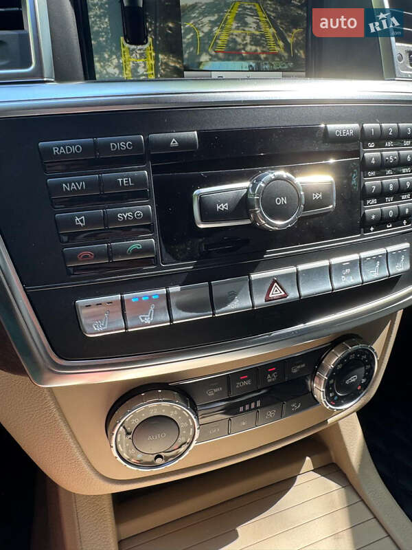 Внедорожник / Кроссовер Mercedes-Benz M-Class 2013 в Одессе