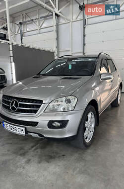 Позашляховик / Кросовер Mercedes-Benz M-Class 2006 в 