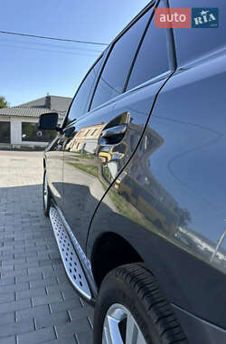 Внедорожник / Кроссовер Mercedes-Benz M-Class 2011 в 