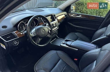 Внедорожник / Кроссовер Mercedes-Benz M-Class 2011 в 