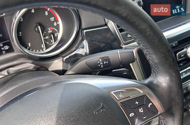 Внедорожник / Кроссовер Mercedes-Benz M-Class 2011 в 