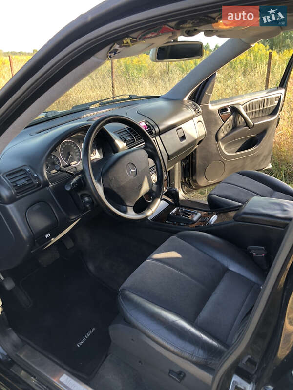 Внедорожник / Кроссовер Mercedes-Benz M-Class 2004 в Луцке