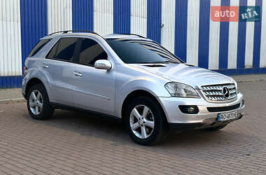 Внедорожник / Кроссовер Mercedes-Benz M-Class 2005 в 