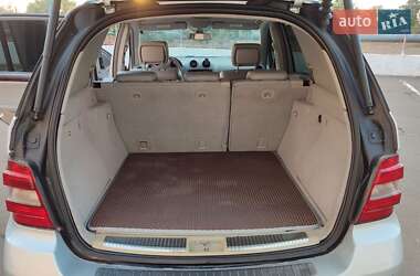 Внедорожник / Кроссовер Mercedes-Benz M-Class 2005 в 