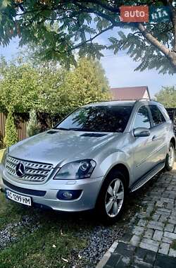 Внедорожник / Кроссовер Mercedes-Benz M-Class 2008 в Шацке