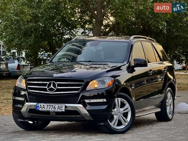 Внедорожник / Кроссовер Mercedes-Benz M-Class 2012 в Одессе