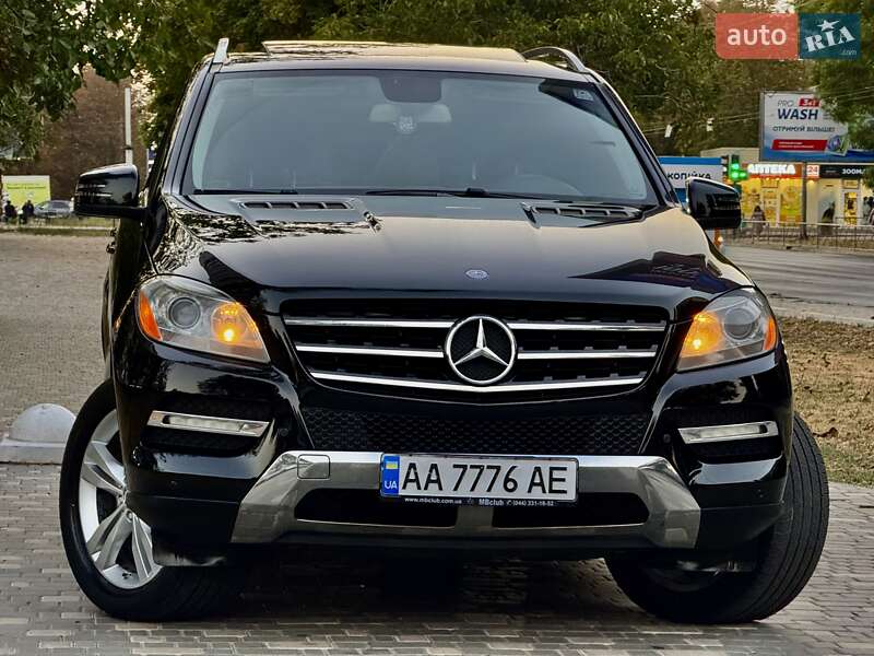 Внедорожник / Кроссовер Mercedes-Benz M-Class 2012 в Одессе