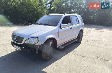Позашляховик / Кросовер Mercedes-Benz M-Class 2003 в Дніпрі