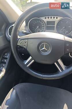 Внедорожник / Кроссовер Mercedes-Benz M-Class 2006 в 