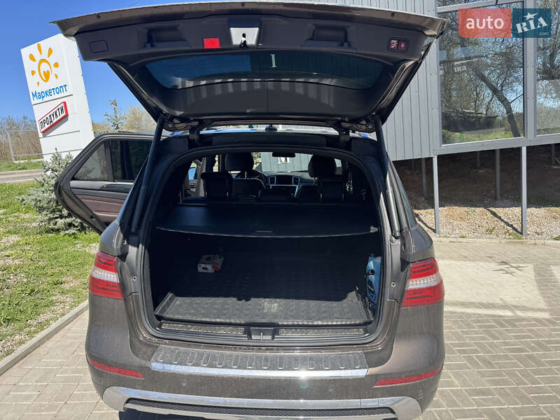 Позашляховик / Кросовер Mercedes-Benz M-Class 2013 в Кропивницькому