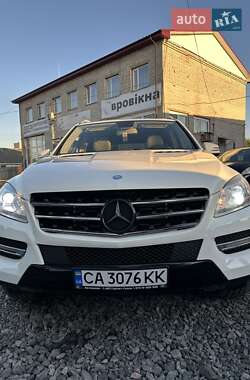 Внедорожник / Кроссовер Mercedes-Benz M-Class 2011 в 