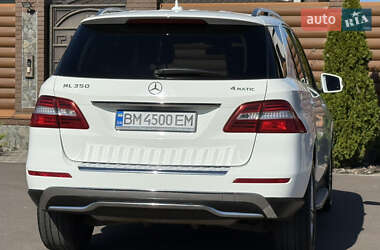 Внедорожник / Кроссовер Mercedes-Benz M-Class 2014 в 