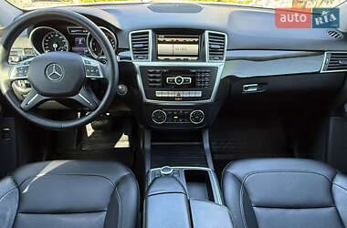 Внедорожник / Кроссовер Mercedes-Benz M-Class 2014 в 