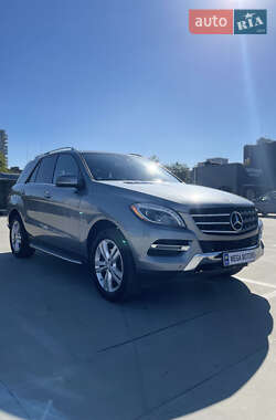 Позашляховик / Кросовер Mercedes-Benz M-Class 2013 в Києві