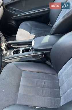 Позашляховик / Кросовер Mercedes-Benz M-Class 2007 в 