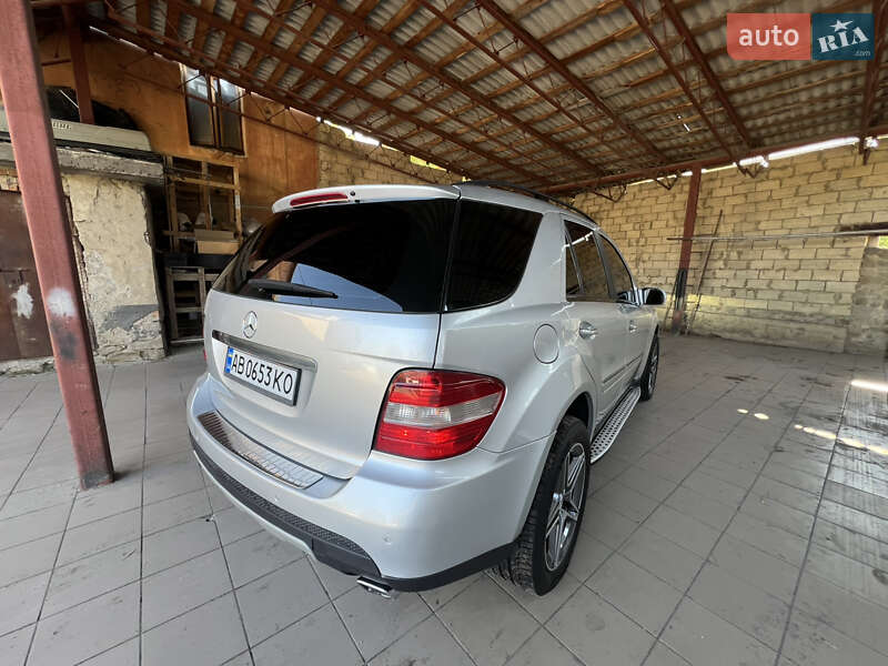 Внедорожник / Кроссовер Mercedes-Benz M-Class 2006 в Могилев-Подольске