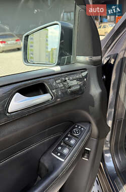 Позашляховик / Кросовер Mercedes-Benz M-Class 2012 в  фото 19 Позашляховик / Кросовер Mercedes-Benz M-Class 2012 в