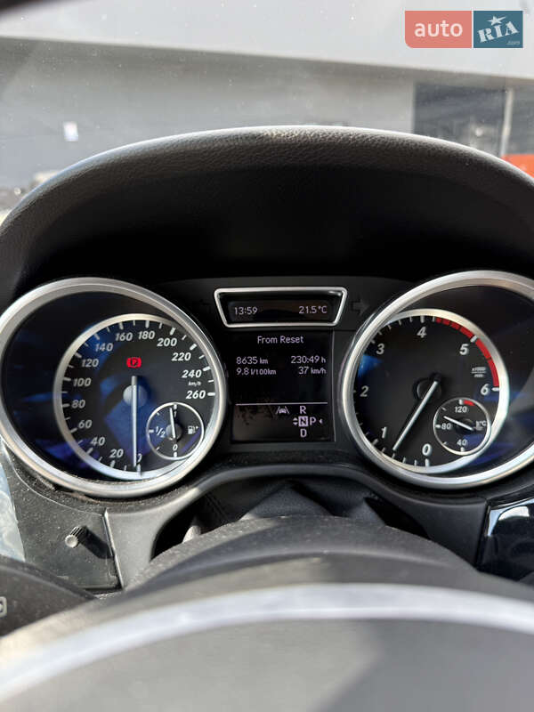 Внедорожник / Кроссовер Mercedes-Benz M-Class 2012 в Киеве