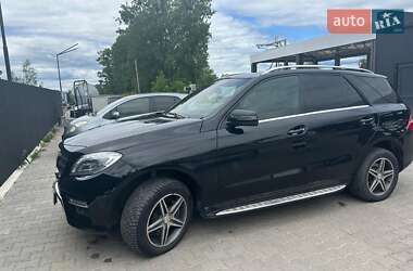 Внедорожник / Кроссовер Mercedes-Benz M-Class 2013 в 