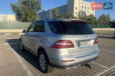 Внедорожник / Кроссовер Mercedes-Benz M-Class 2015 в 