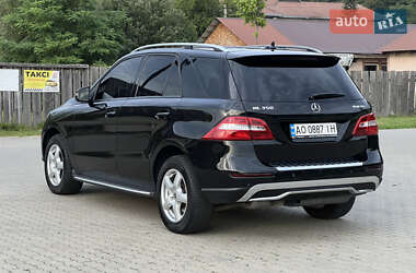 Внедорожник / Кроссовер Mercedes-Benz M-Class 2012 в Сваляве