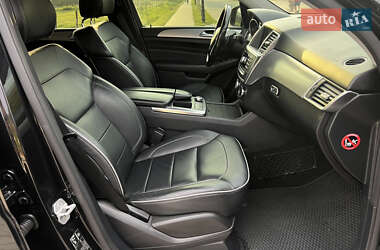 Внедорожник / Кроссовер Mercedes-Benz M-Class 2012 в Сваляве