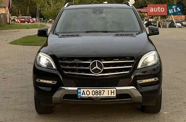 Внедорожник / Кроссовер Mercedes-Benz M-Class 2012 в Сваляве