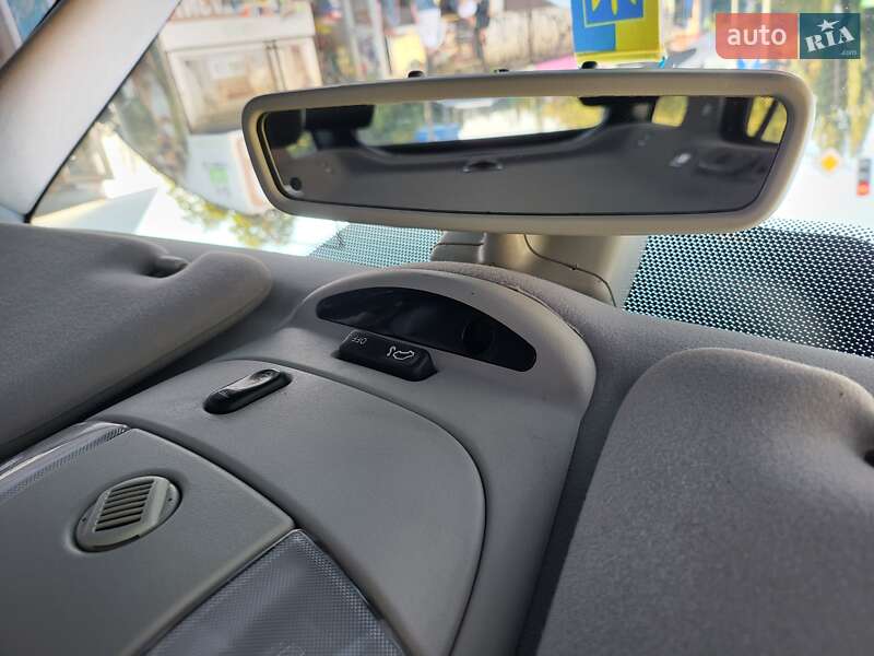 Позашляховик / Кросовер Mercedes-Benz M-Class 2004 в Києві