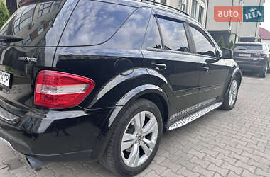Внедорожник / Кроссовер Mercedes-Benz M-Class 2005 в 