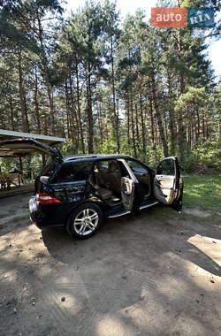 Позашляховик / Кросовер Mercedes-Benz M-Class 2012 в 