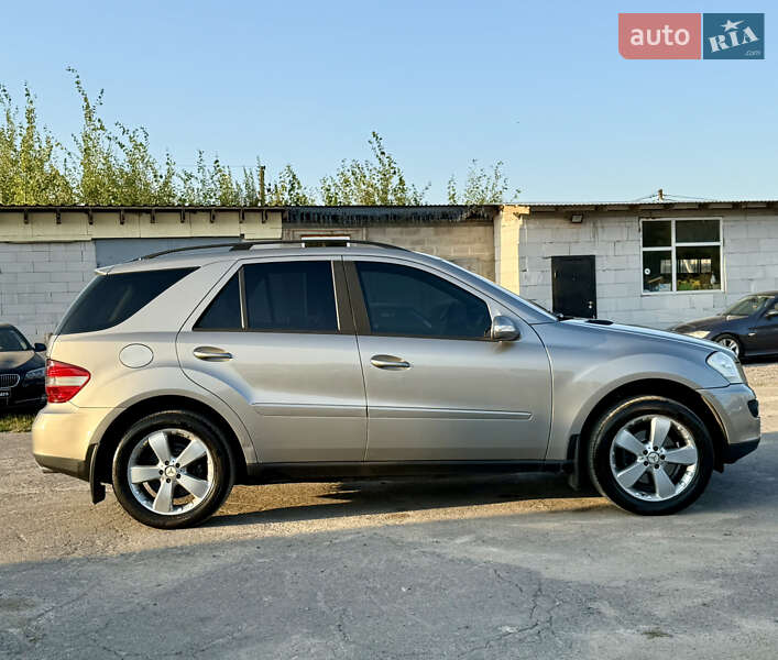 Внедорожник / Кроссовер Mercedes-Benz M-Class 2005 в Ровно