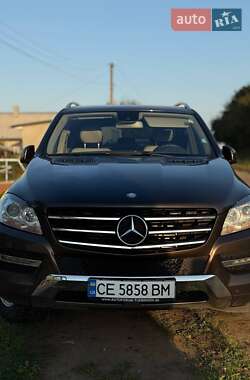 Внедорожник / Кроссовер Mercedes-Benz M-Class 2014 в Черновцах